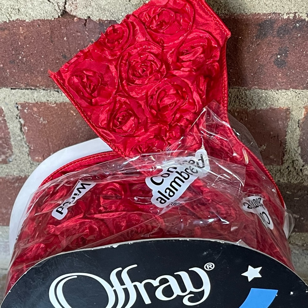 NEW Offray Love Knots Red Rose Wired 4” Ribbon Beautiful Christmas Bows Decor